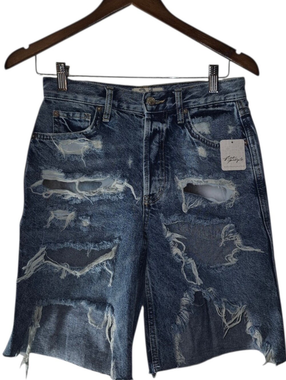 We The Free By Free People NWT Distressed Blue Denim Cutoff Shorts 24